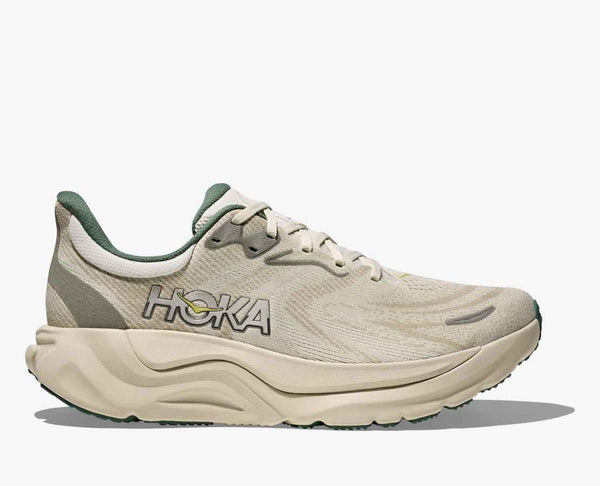 Hoka Women's Arahi 8 - oyster mushroom / truffle salt