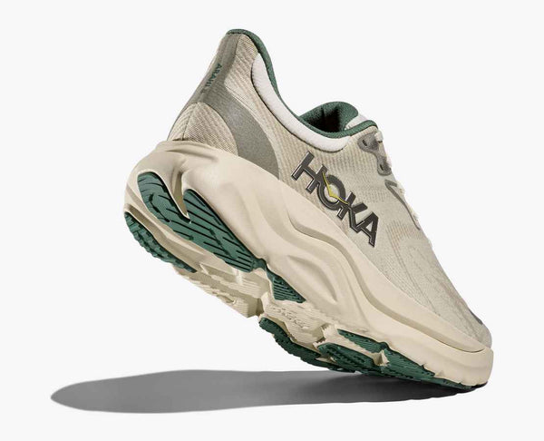 Hoka Women's Arahi 8 - oyster mushroom / truffle salt